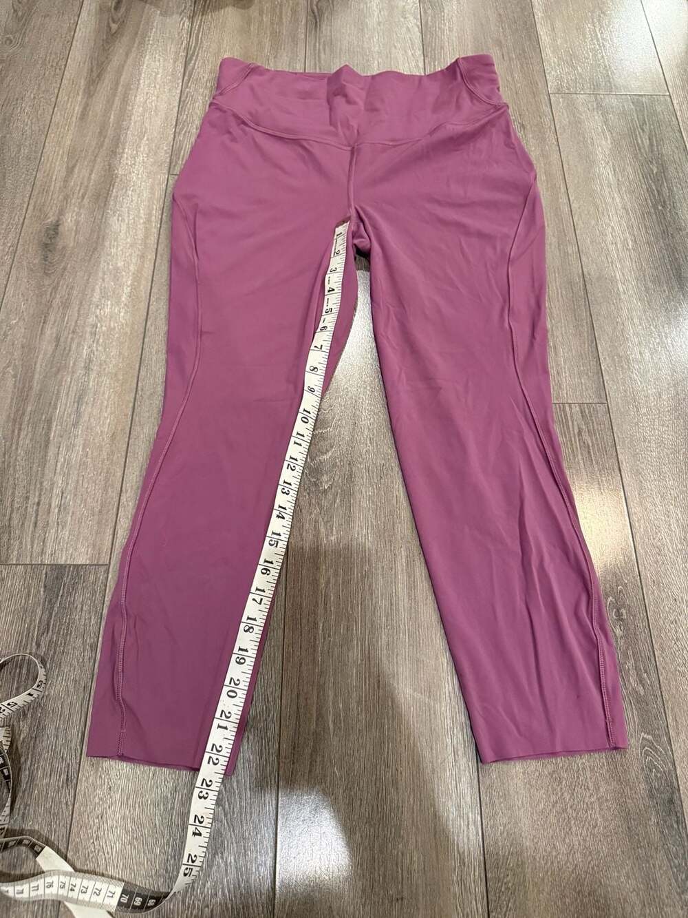 Lululemon High-Rise Crop Leggings in Mauve Size 10
